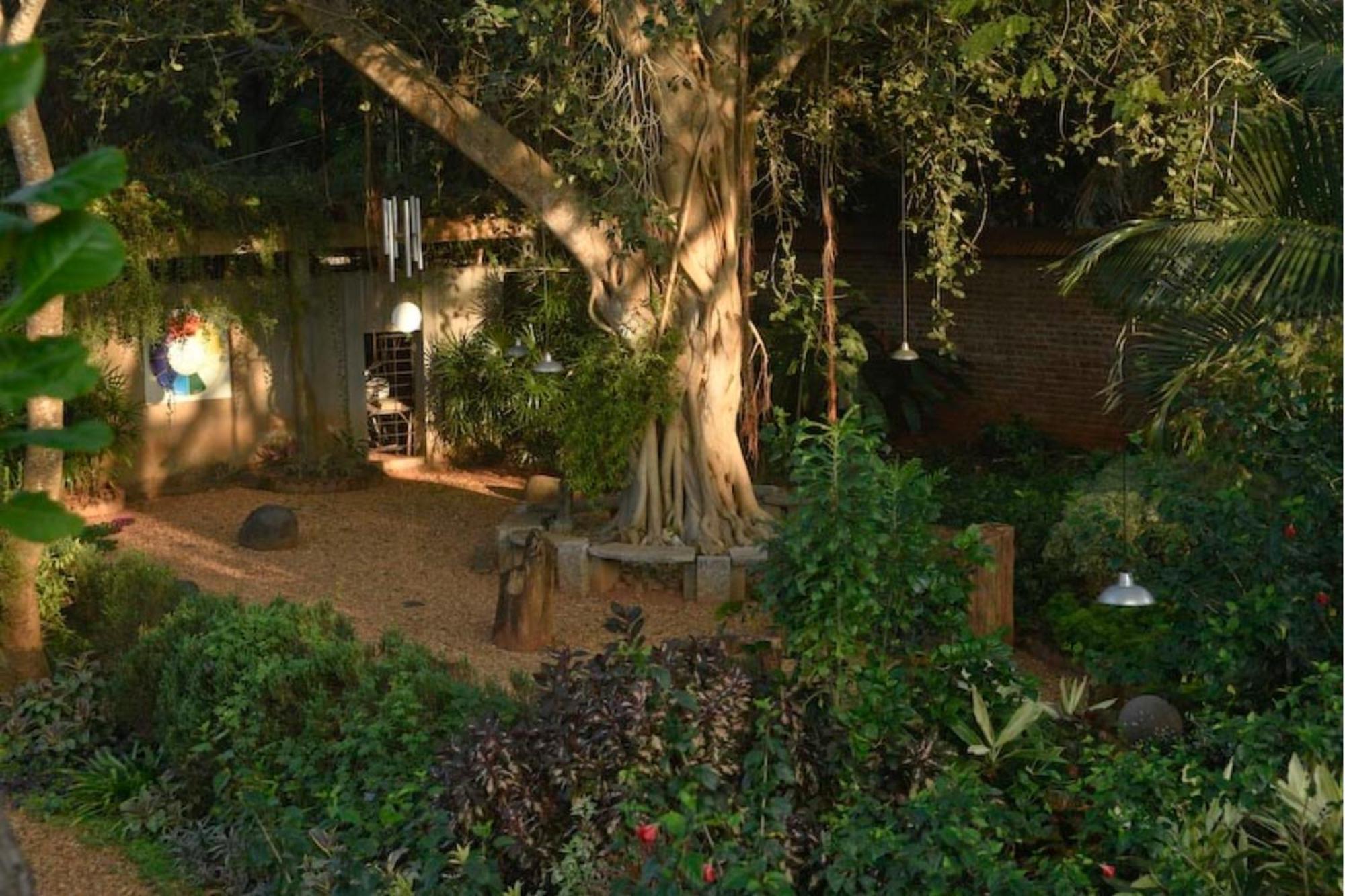 Gaia'S Garden Guest House Auroville Eksteriør billede